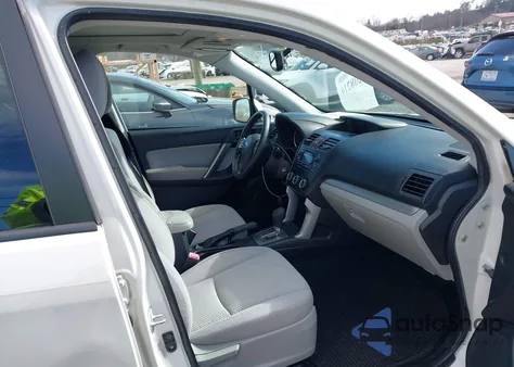 2015 Subaru Forester 2.5I Premium z USA, uszkodzony, nr VIN JF2SJADC3FH526120